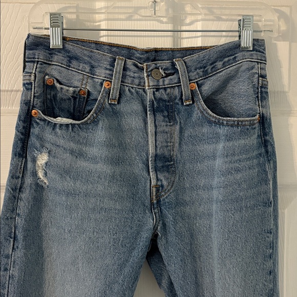 Levi’s 501 High Rise Button Fly Distressed Skinny Jeans W25 L30 - Picture 3 of 10
